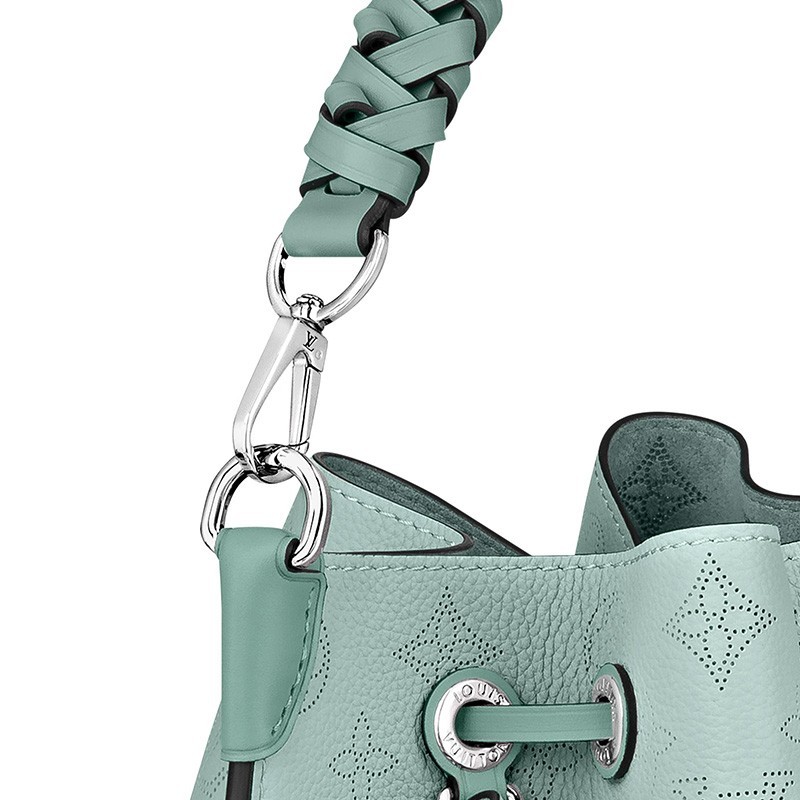 2453508-2453508-0-0-0-0-0-0_4