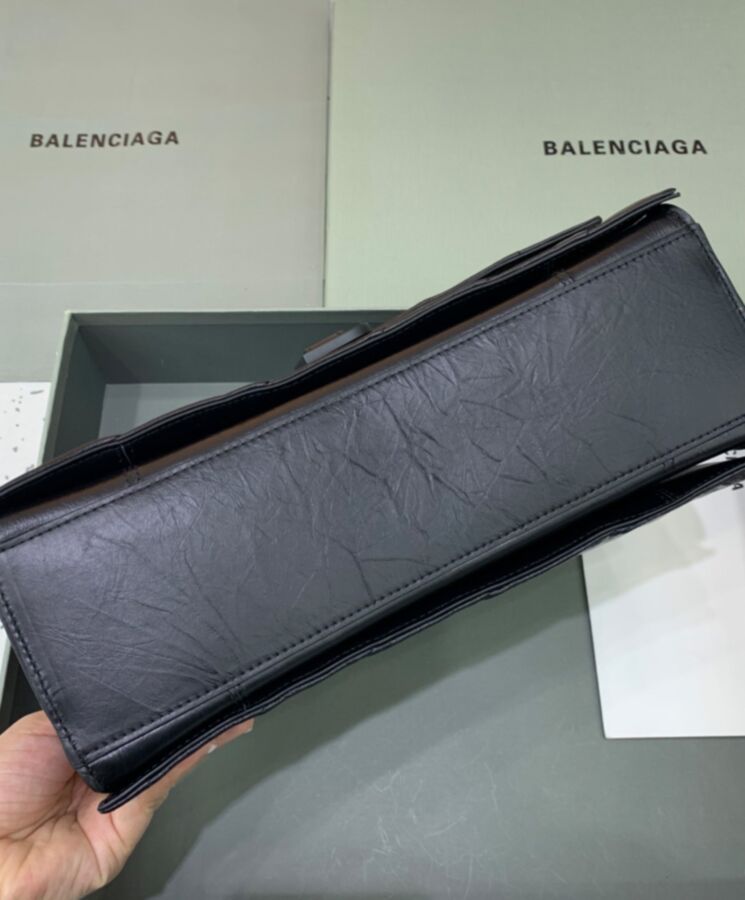 2987893-2987893-0-0-0-0-0-0_3