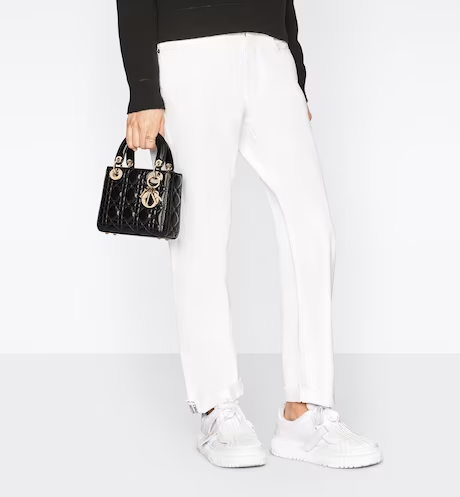 3243587-3243587-0-0-0-0-0-0_4