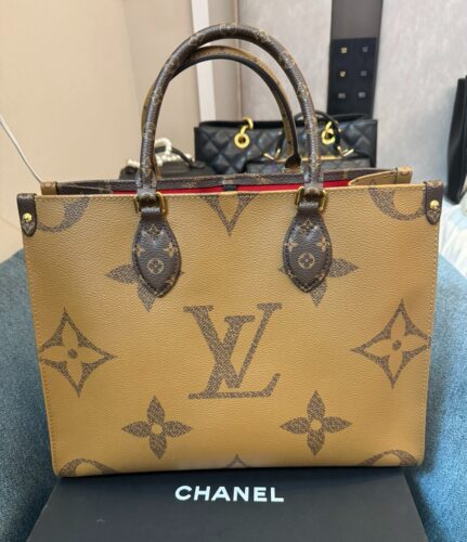 Louis Vuitton M45321 Onthego MM photo review